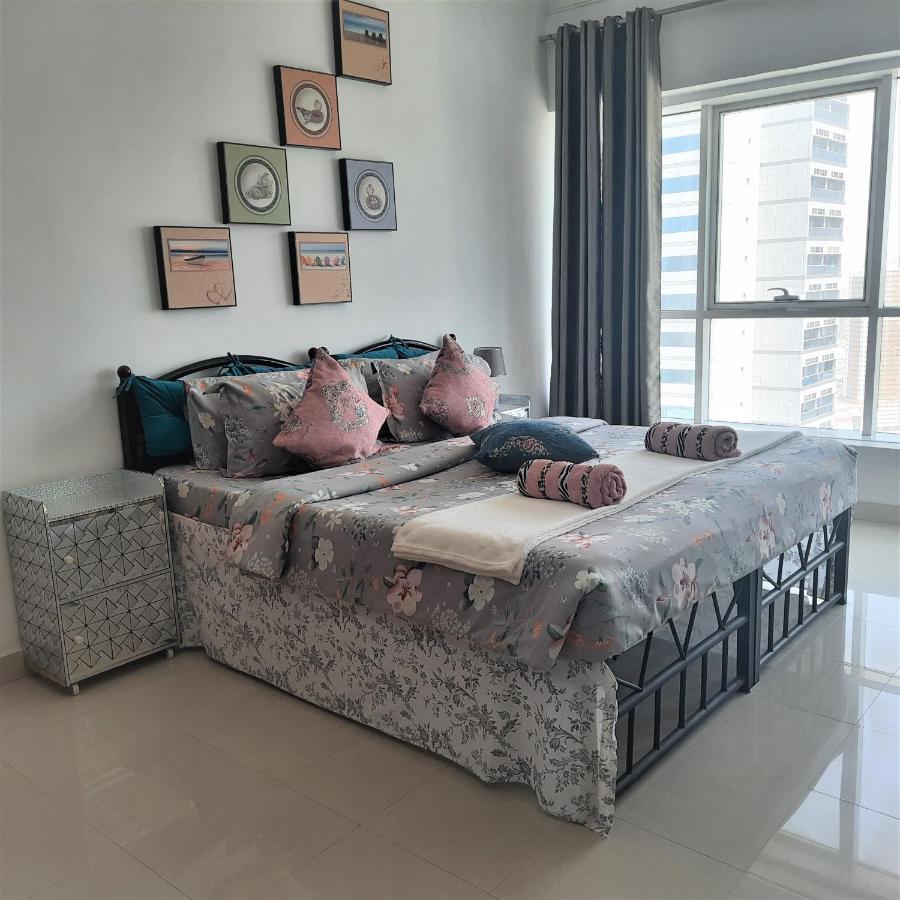 Beach Side Private Room At Sharjah-Dubai Border المظهر الخارجي الصورة