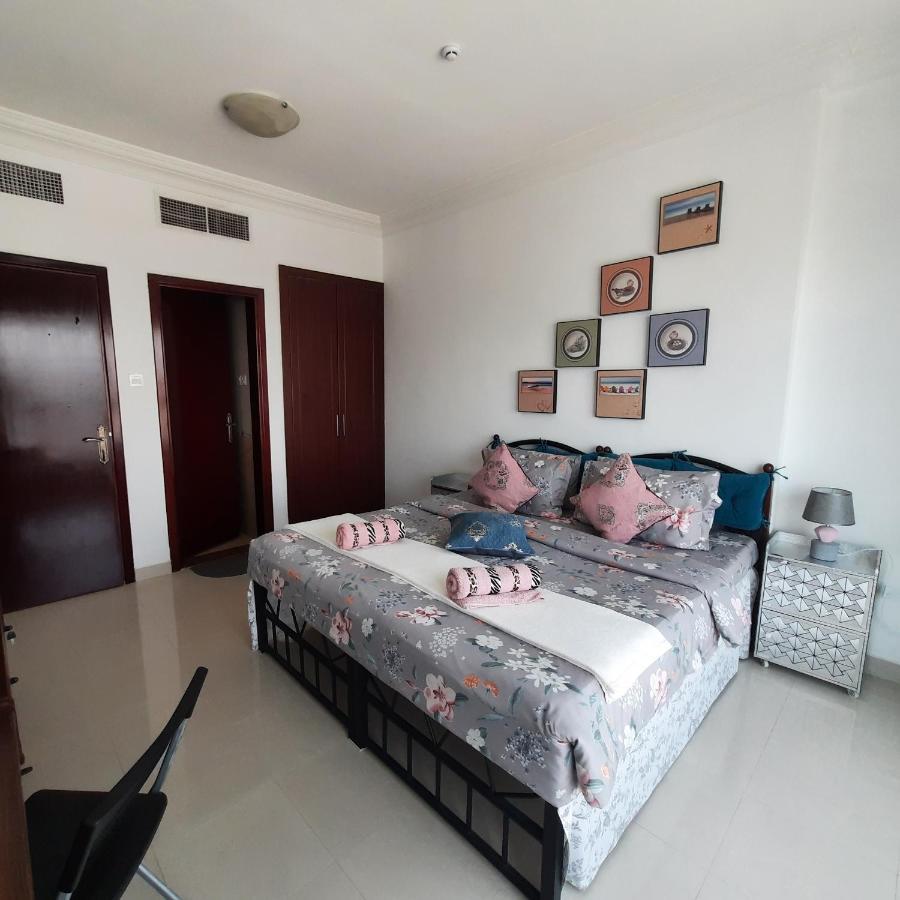Beach Side Private Room At Sharjah-Dubai Border المظهر الخارجي الصورة